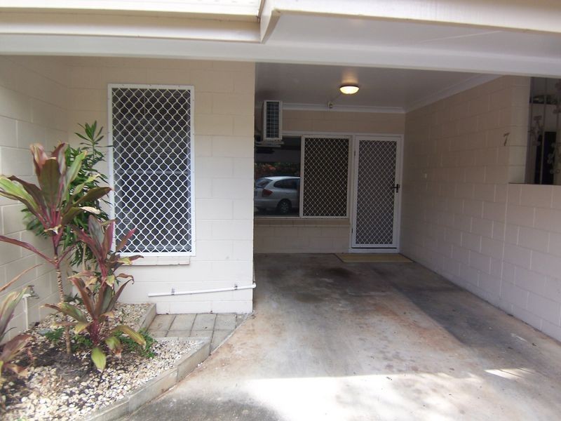 7/11 Crathern Close, Edge Hill QLD 4870