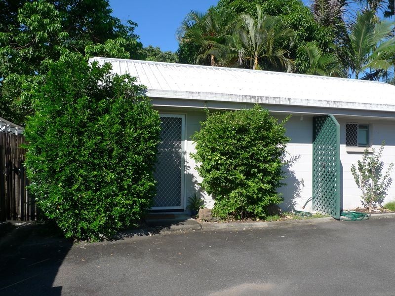 8/31 Miles Street, Manoora QLD 4870