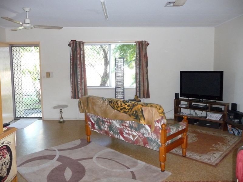 42 Sperring Street, Manunda QLD 4870
