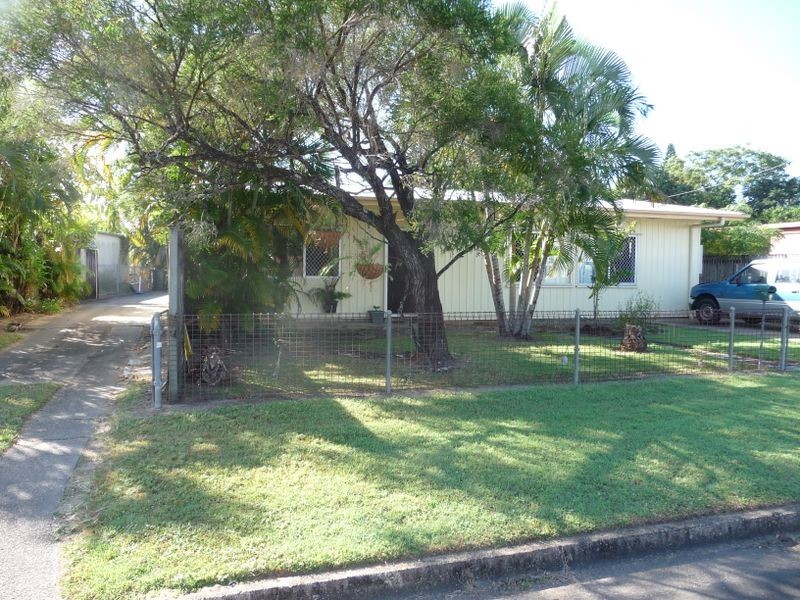 42 Sperring Street, Manunda QLD 4870