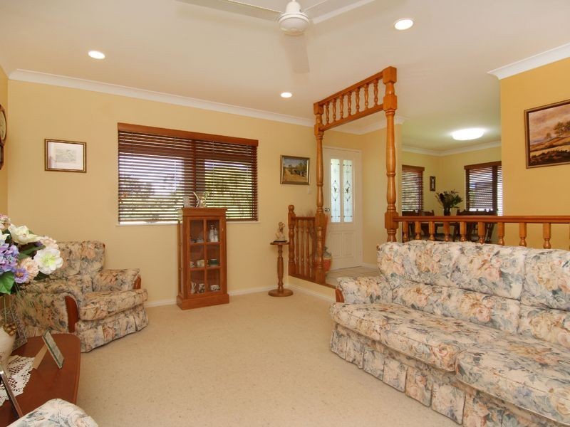 6 Comet Street, Bayview Heights QLD 4868