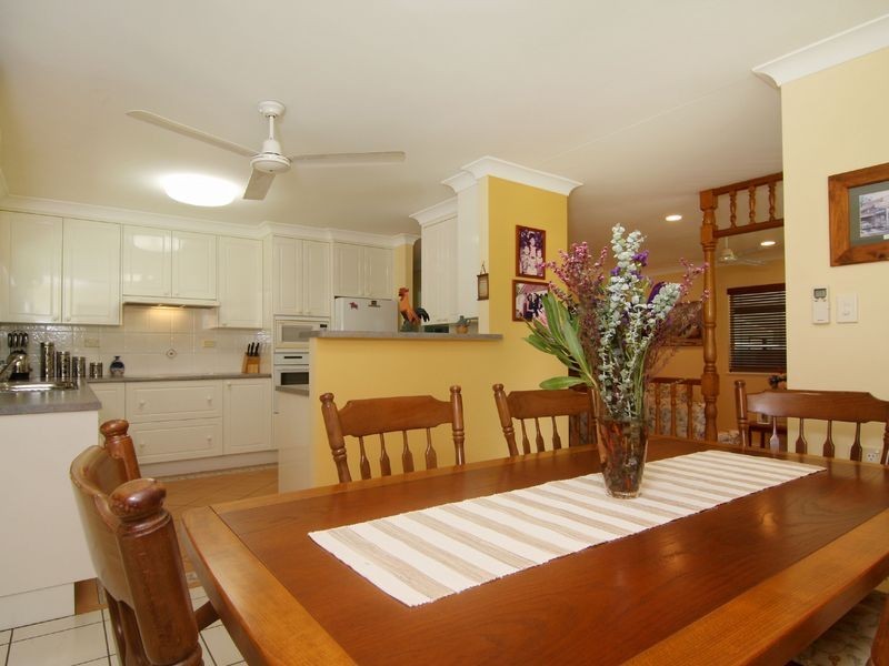 6 Comet Street, Bayview Heights QLD 4868