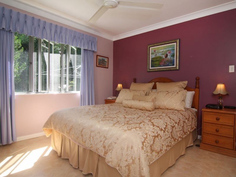 6 Comet Street, Bayview Heights QLD 4868