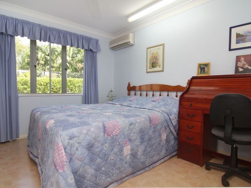 6 Comet Street, Bayview Heights QLD 4868