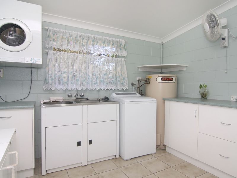 6 Comet Street, Bayview Heights QLD 4868