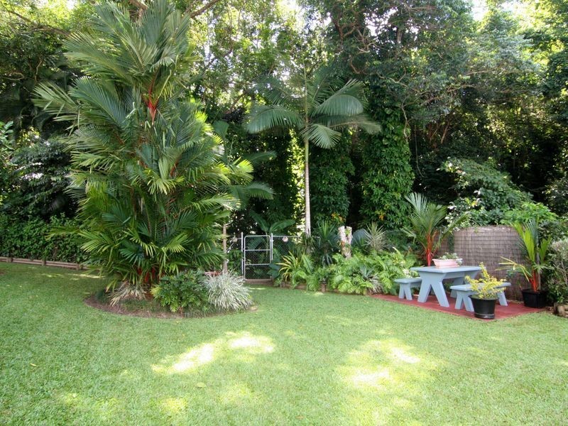 6 Comet Street, Bayview Heights QLD 4868