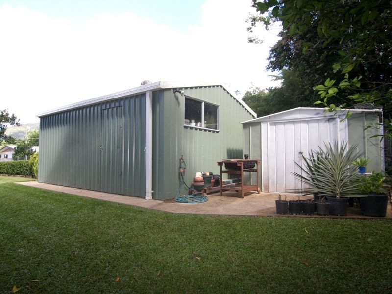 6 Comet Street, Bayview Heights QLD 4868
