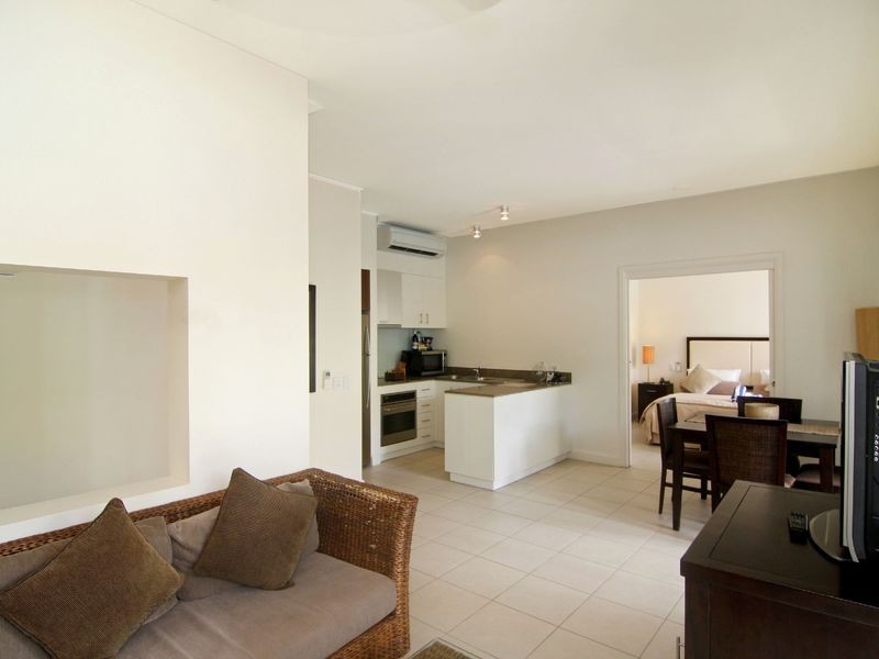 1226/123 Williams Esplanade, Palm Cove QLD 4879