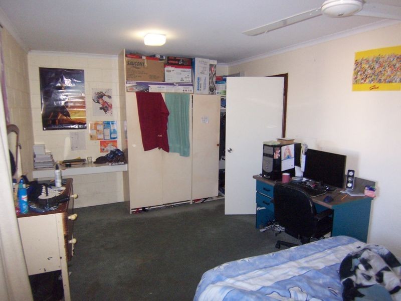 4/11 Pioneer Street, Manoora QLD 4870