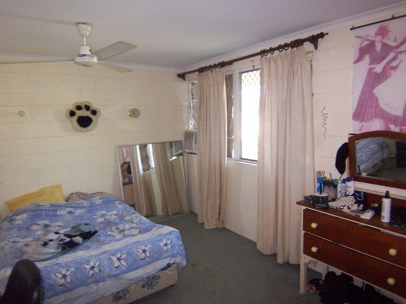 4/11 Pioneer Street, Manoora QLD 4870