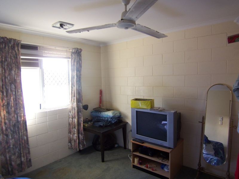 4/11 Pioneer Street, Manoora QLD 4870