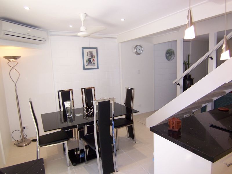 2/20 Corkill Street, Freshwater QLD 4870