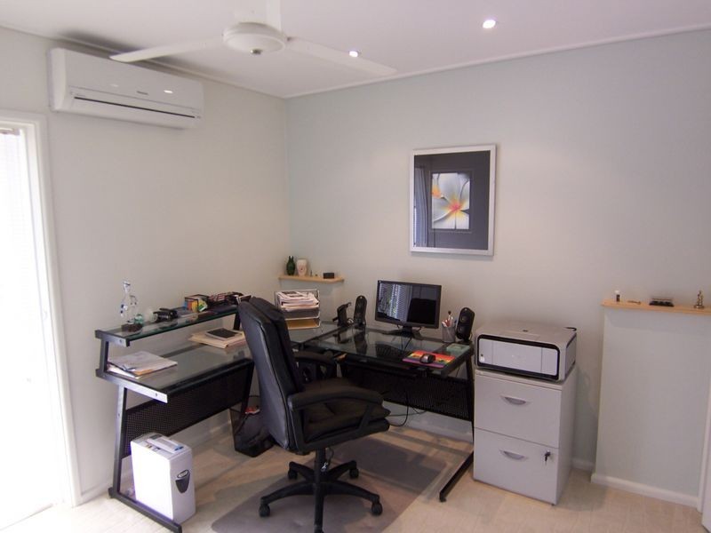 2/20 Corkill Street, Freshwater QLD 4870