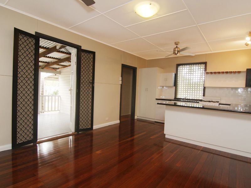 69 Clarke Street, Manunda QLD 4870