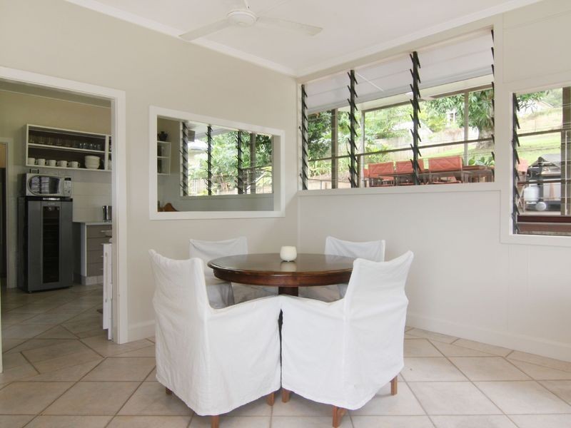 150 Hillview Crescent, Whitfield QLD 4870