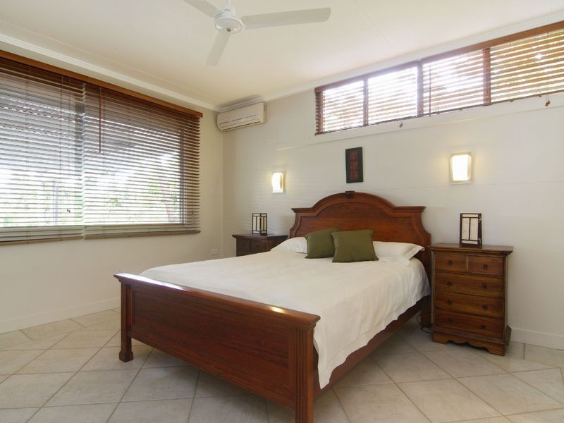 150 Hillview Crescent, Whitfield QLD 4870