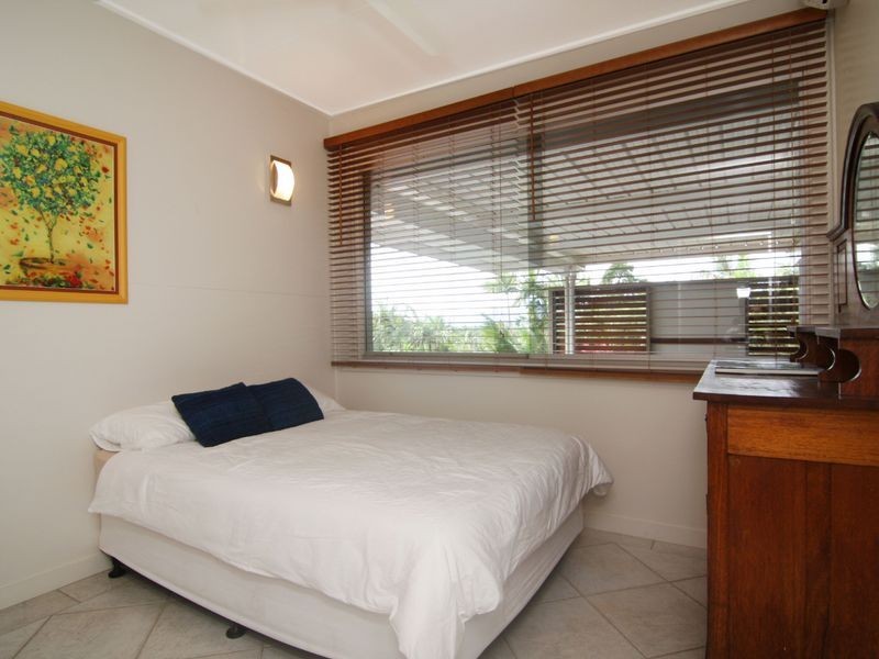 150 Hillview Crescent, Whitfield QLD 4870