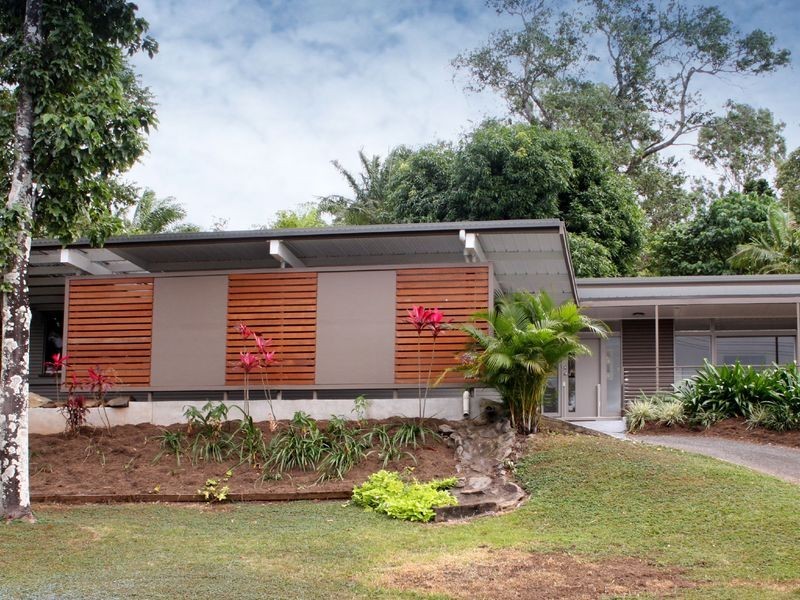 150 Hillview Crescent, Whitfield QLD 4870