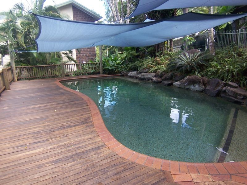 18 Barellan Close, Caravonica QLD 4878