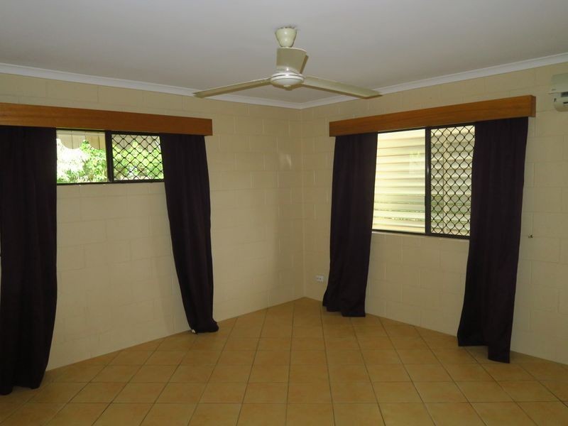 7 Mcmanus Street, Whitfield QLD 4870