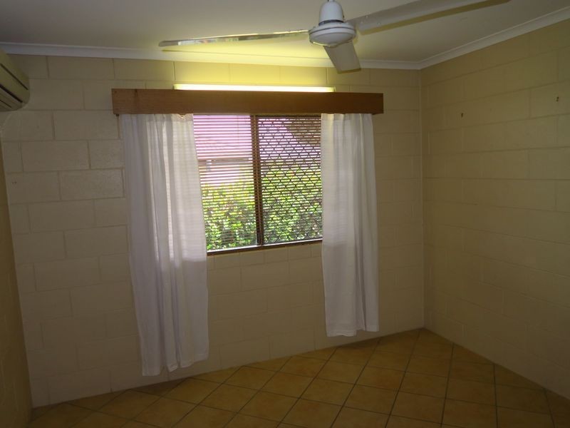 7 Mcmanus Street, Whitfield QLD 4870