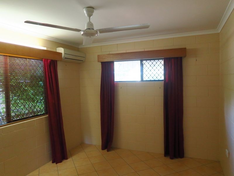 7 Mcmanus Street, Whitfield QLD 4870