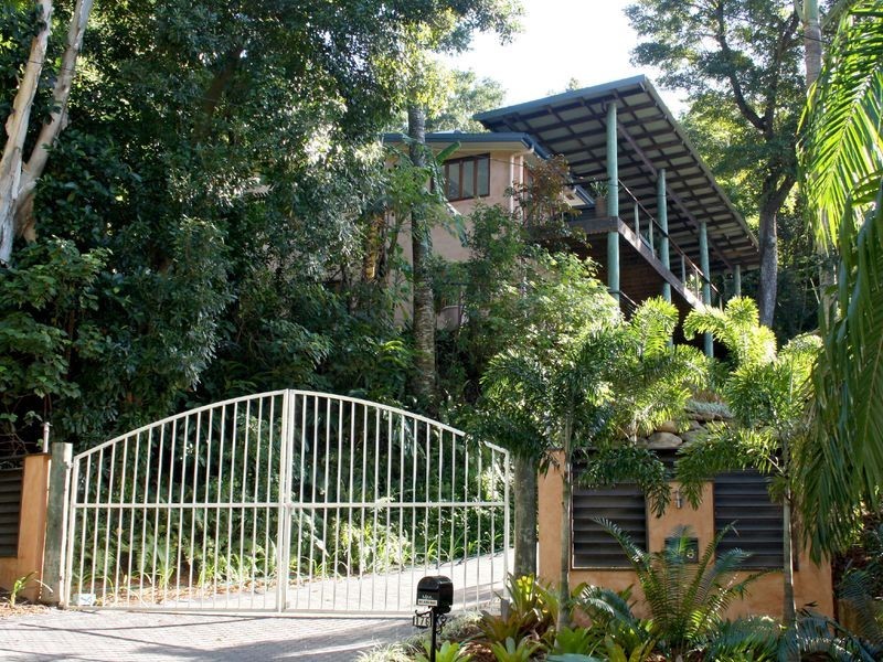 176 Sydney Close, Bayview Heights QLD 4868