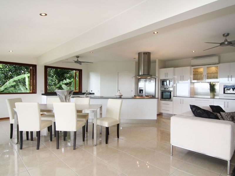 176 Sydney Close, Bayview Heights QLD 4868