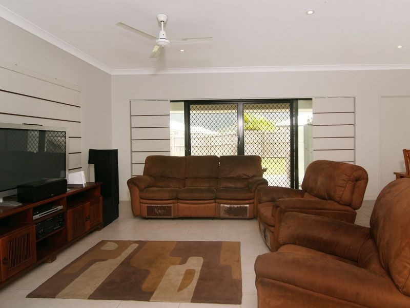 57 Phoenix Street, White Rock QLD 4868