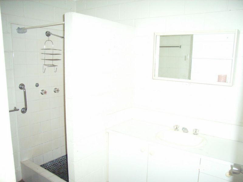 4/120 Greenslopes Street, Edge Hill QLD 4870