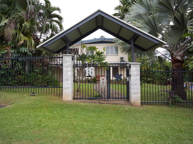 16 Park Street, Whitfield QLD 4870