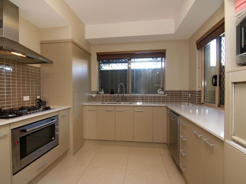 901/12 Gregory Street, Cairns QLD 4870