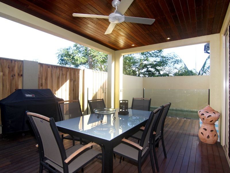 901/12 Gregory Street, Cairns QLD 4870