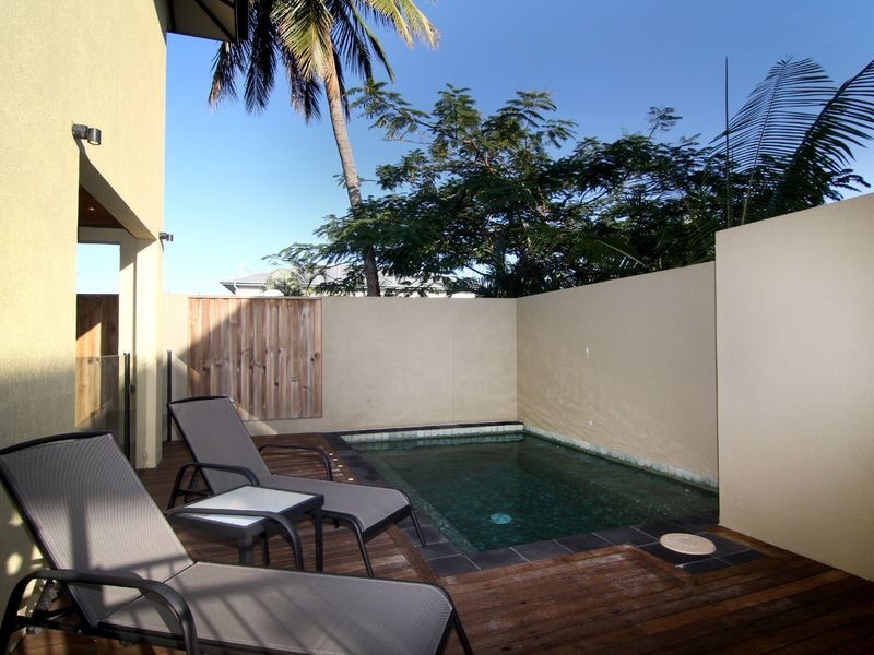 901/12 Gregory Street, Cairns QLD 4870