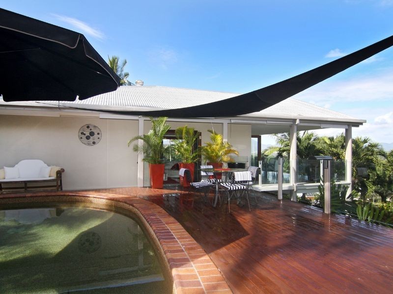 102 Nolan Street, Whitfield QLD 4870