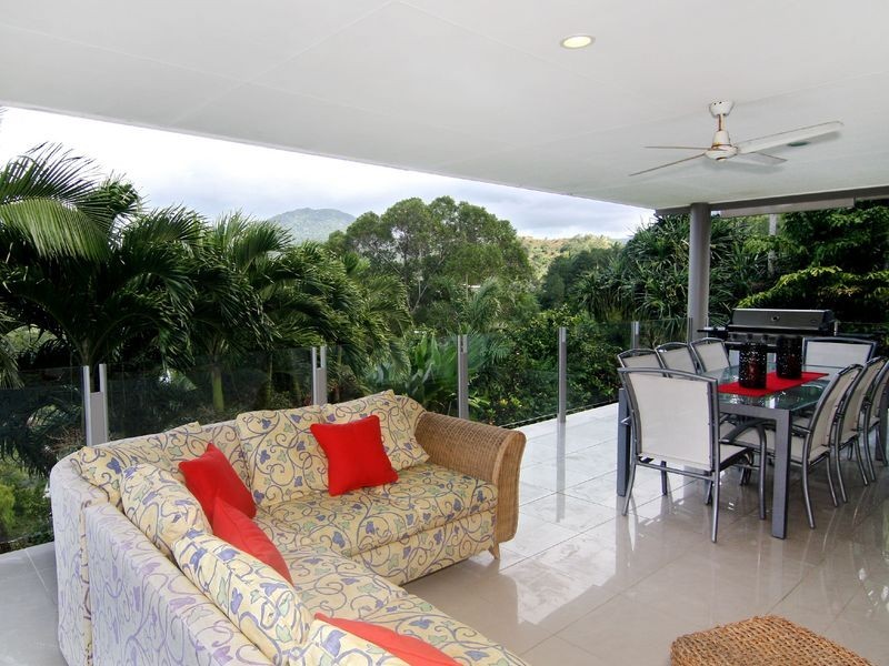 102 Nolan Street, Whitfield QLD 4870