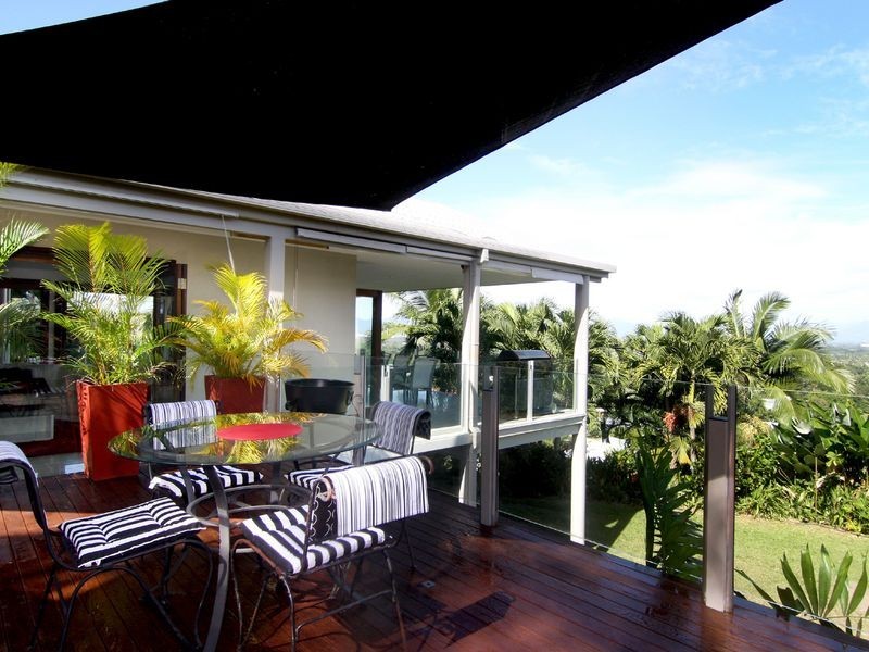 102 Nolan Street, Whitfield QLD 4870