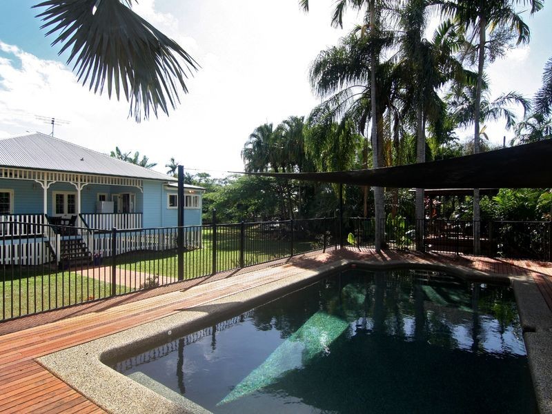 93-95 Moore Road, Kewarra Beach QLD 4879