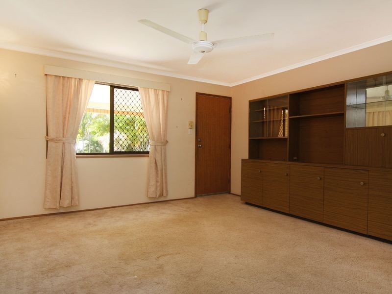 16 Rogers Close, Whitfield QLD 4870