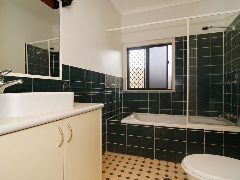 2/84 Mayers Street, Manunda QLD 4870