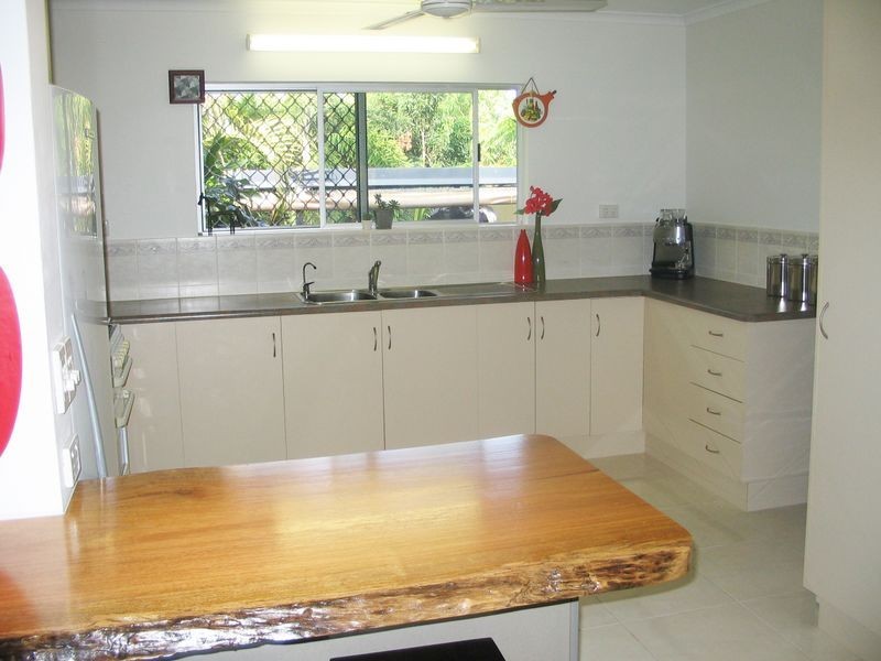52 Fairview Street, Bayview Heights QLD 4868