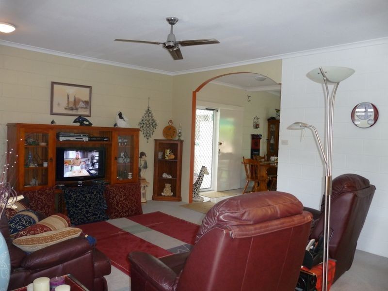 4 Hobson Drive, Brinsmead QLD 4870