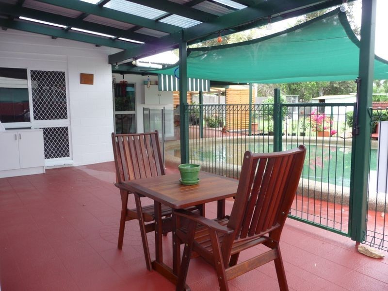 4 Hobson Drive, Brinsmead QLD 4870