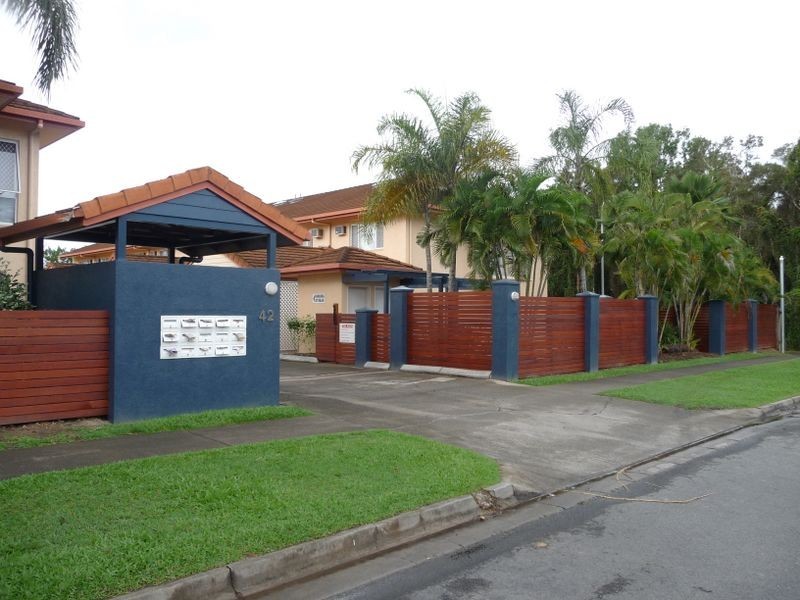 4/42 Springfield Crescent, Manoora QLD 4870