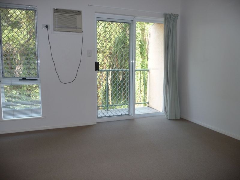 4/42 Springfield Crescent, Manoora QLD 4870