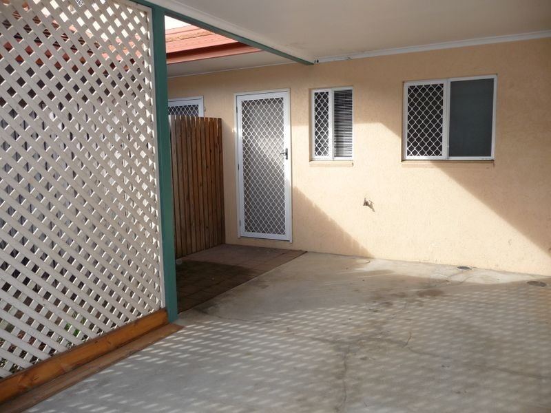 4/42 Springfield Crescent, Manoora QLD 4870