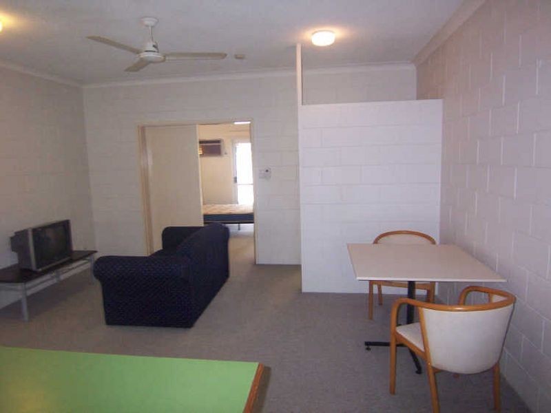 1-10/9 Maytown Close, Manoora QLD 4870
