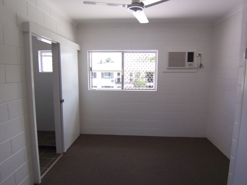1-10/9 Maytown Close, Manoora QLD 4870