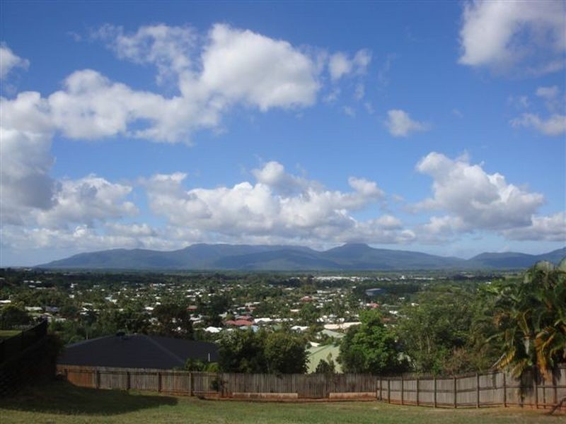 16 Jumna Close, Bentley Park QLD 4869