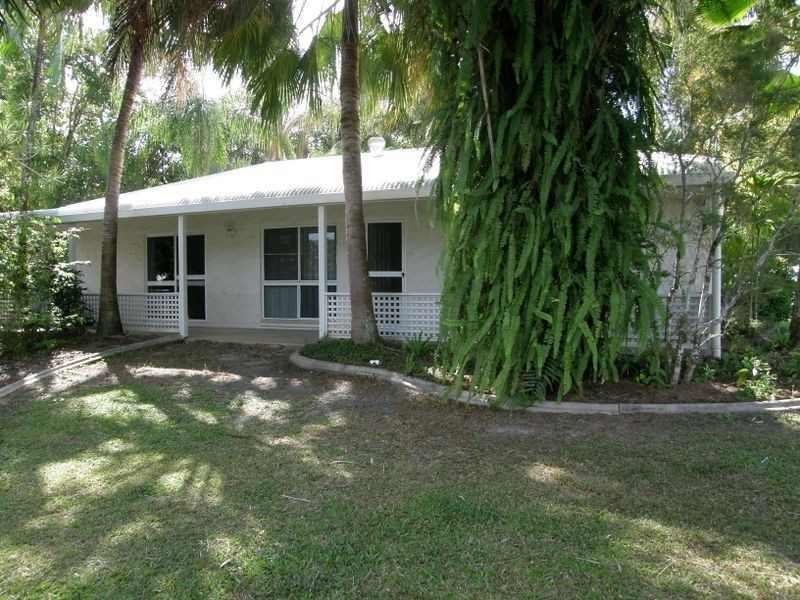 2 Craig Close, Brinsmead QLD 4870